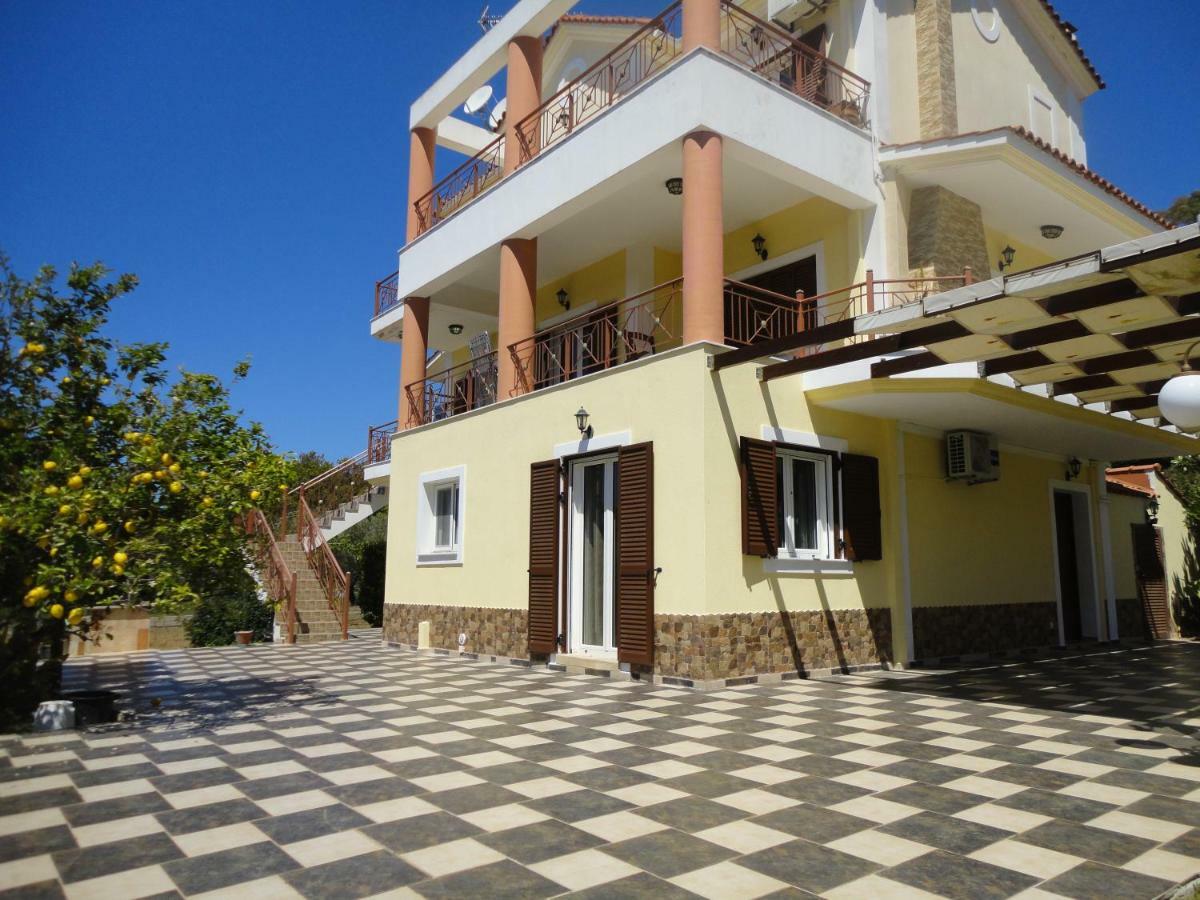 Villa Elpida Svoronata Luaran gambar