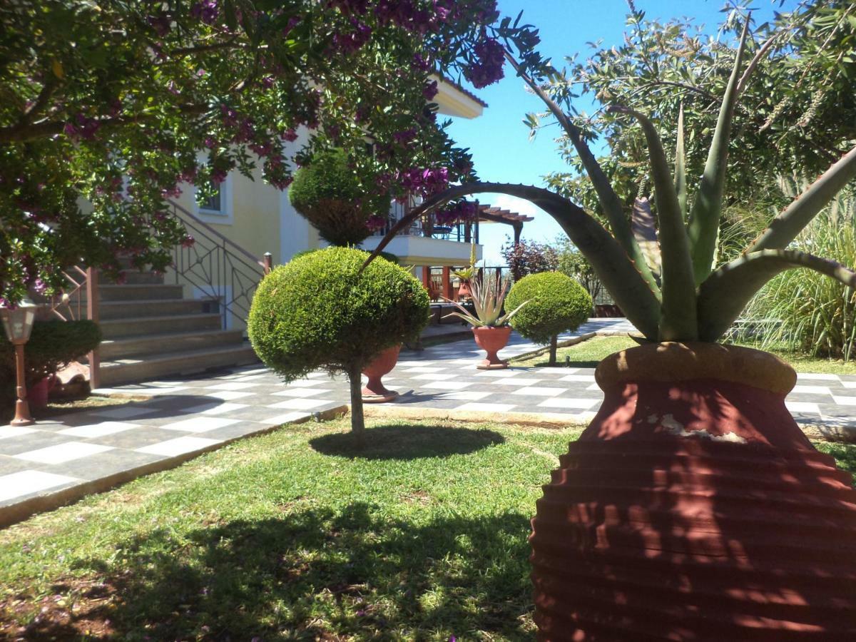 Villa Elpida Svoronata Luaran gambar