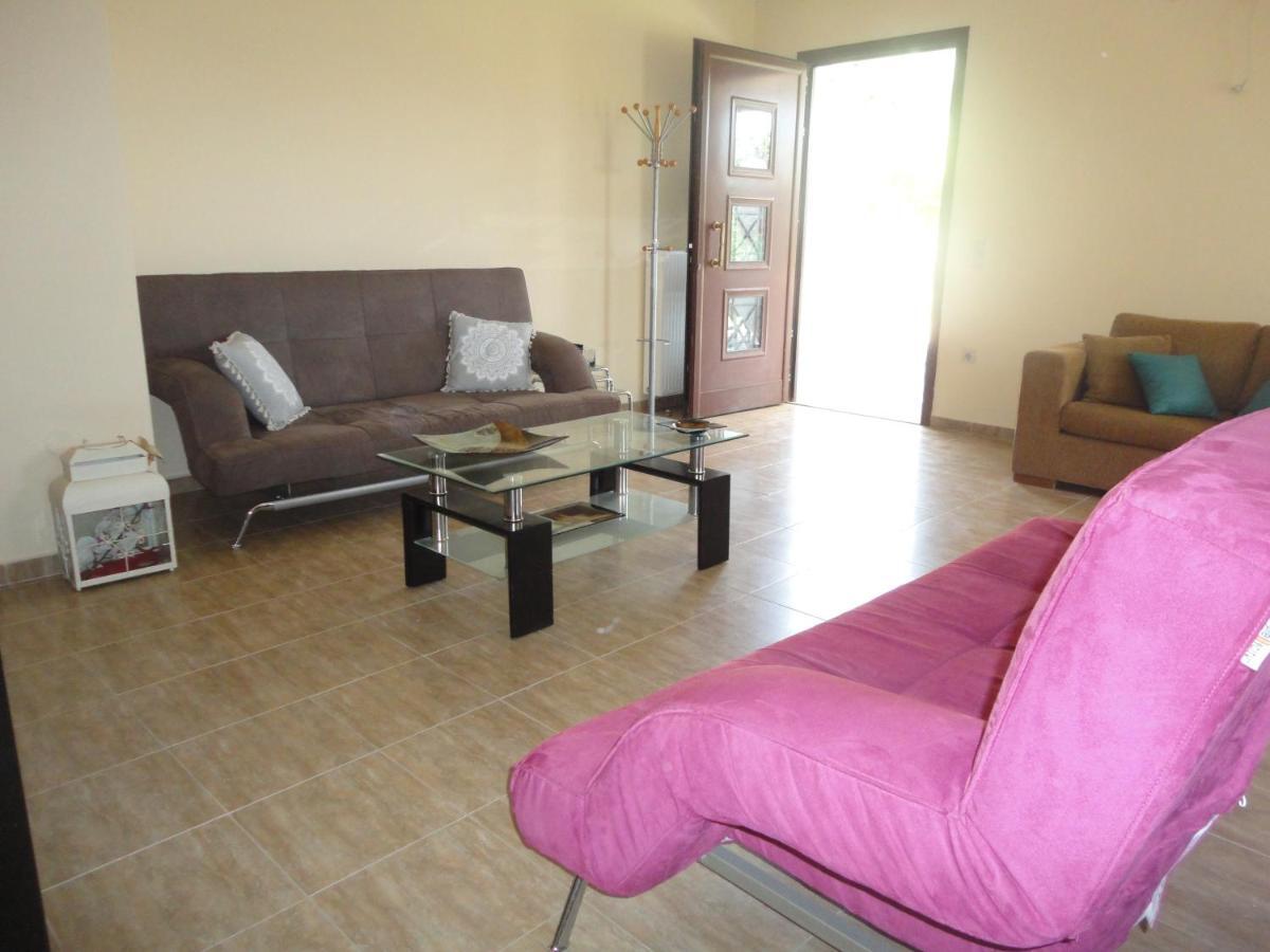 Villa Elpida Svoronata Luaran gambar